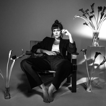 Kristen Stewart - Provocative and Androgynous Shoots in kristenstewart_swgdhprjfz8g1.jpg - hidden celebrity photo